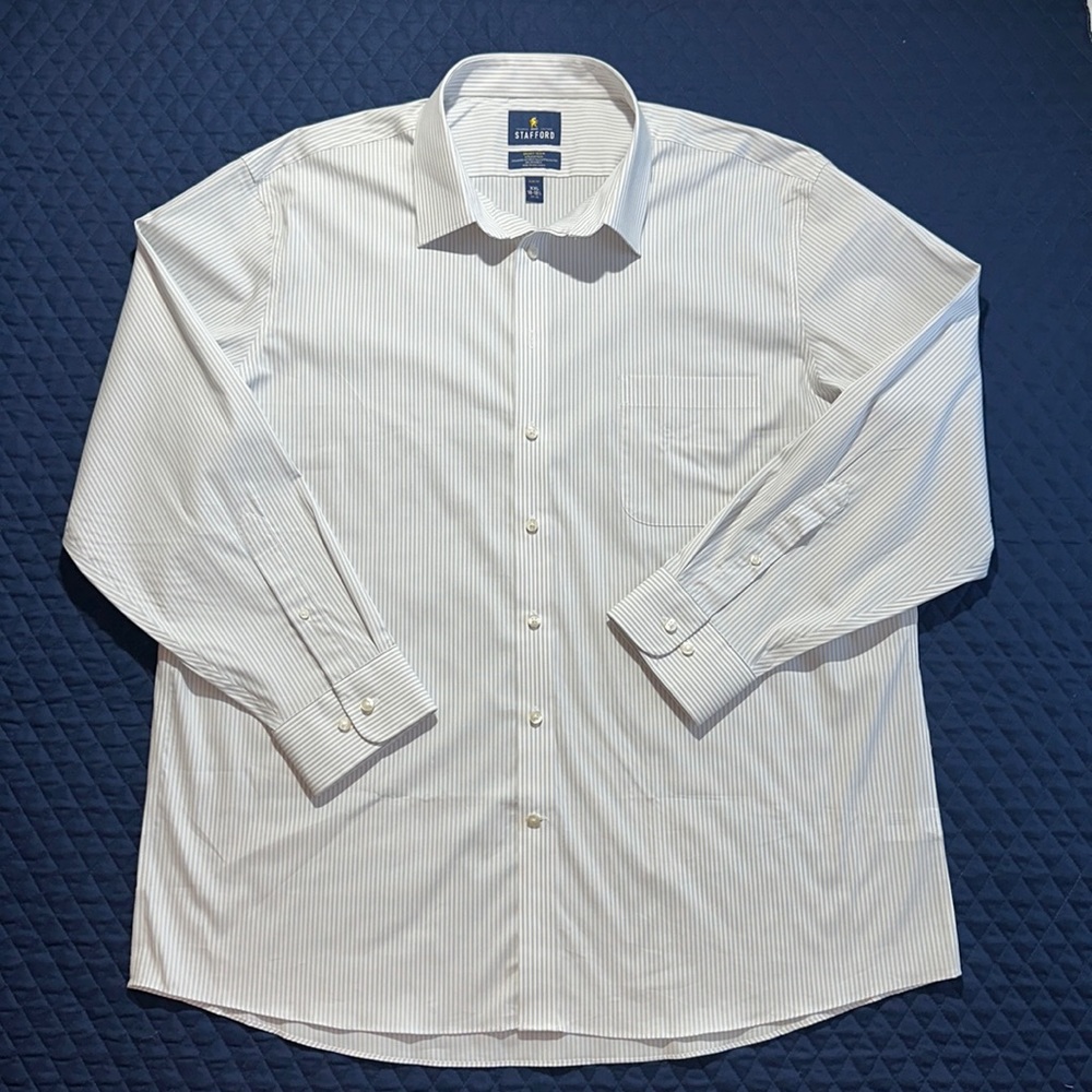 Stanford Smart Tech Mens Dress Shirt. XXL 18-18.5 NEW. Lite Gray & White Stripe